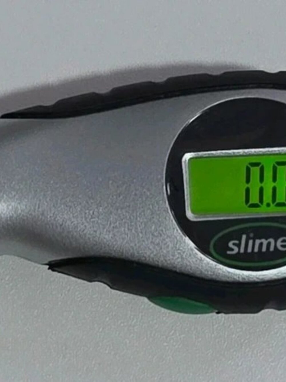Slime Digital Tire Pressure Gauge 5-150 PSI Backlit LCD Display 20017 Silver